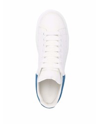 weiße und blaue Leder niedrige Sneakers von Alexander McQueen