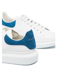 weiße und blaue Leder niedrige Sneakers von Alexander McQueen