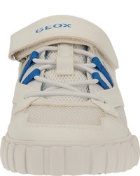 weiße und blaue Sportschuhe von Geox