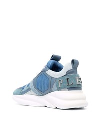 weiße und blaue Sportschuhe von Philipp Plein