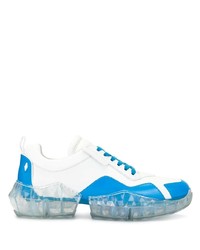 weiße und blaue Sportschuhe von Jimmy Choo