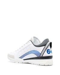 weiße und blaue Sportschuhe von DSQUARED2