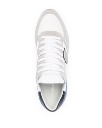 weiße und blaue Sportschuhe von Philippe Model Paris