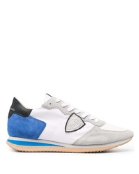 weiße und blaue Sportschuhe von Philippe Model Paris