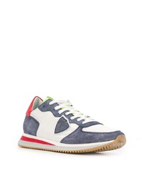 weiße und blaue Sportschuhe von Philippe Model Paris