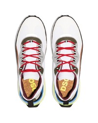 weiße und braune Sportschuhe von DSQUARED2