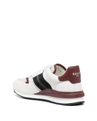 weiße und braune Sportschuhe von Bally