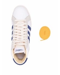 weiße und dunkelblaue hohe Sneakers aus Leder von adidas