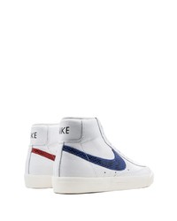 weiße und dunkelblaue hohe Sneakers aus Leder von Nike