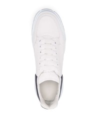 weiße und dunkelblaue Leder niedrige Sneakers von Alexander McQueen