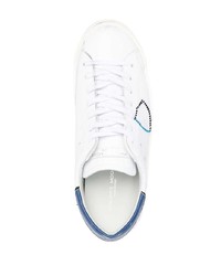 weiße und dunkelblaue Leder niedrige Sneakers von Philippe Model Paris