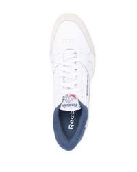 weiße und dunkelblaue Leder niedrige Sneakers von Reebok