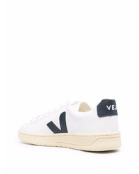 weiße und dunkelblaue Leder niedrige Sneakers von Veja