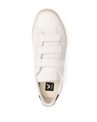 weiße und dunkelblaue Leder niedrige Sneakers von Veja