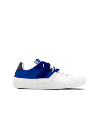 weiße und dunkelblaue niedrige Sneakers von Maison Margiela