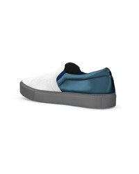 weiße und dunkelblaue Slip-On Sneakers von Swear