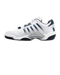 weiße und dunkelblaue Sportschuhe von K-Swiss