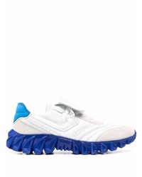 weiße und dunkelblaue Sportschuhe von Pantofola D'oro