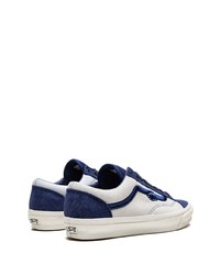 weiße und dunkelblaue Wildleder niedrige Sneakers von Vans