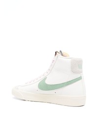 weiße und grüne hohe Sneakers aus Leder von Nike