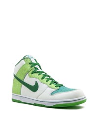 weiße und grüne hohe Sneakers aus Leder von Nike