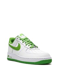 weiße und grüne Leder niedrige Sneakers von Nike