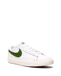 weiße und grüne Leder niedrige Sneakers von Nike