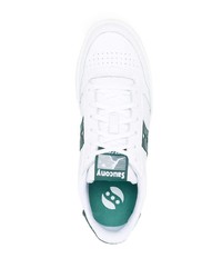 weiße und grüne Leder niedrige Sneakers von Saucony