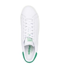 weiße und grüne Leder niedrige Sneakers von adidas