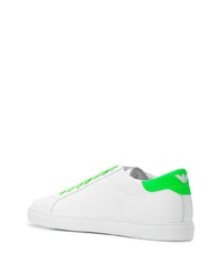 weiße und grüne Leder niedrige Sneakers von Emporio Armani