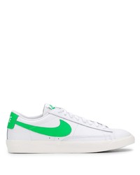 weiße und grüne Leder niedrige Sneakers von Nike