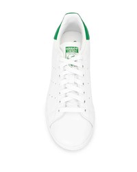 weiße und grüne Leder niedrige Sneakers von adidas