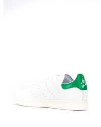 weiße und grüne Leder niedrige Sneakers von adidas