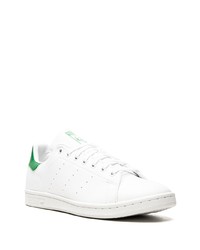 weiße und grüne Leder niedrige Sneakers von adidas