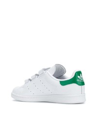 weiße und grüne Leder niedrige Sneakers von adidas