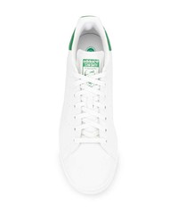 weiße und grüne Leder niedrige Sneakers von adidas