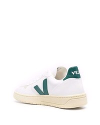 weiße und grüne Leder niedrige Sneakers von Veja