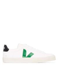 weiße und grüne Leder niedrige Sneakers von Veja