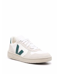 weiße und grüne Segeltuch niedrige Sneakers von Veja