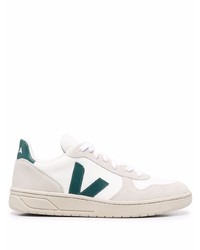 weiße und grüne Segeltuch niedrige Sneakers von Veja