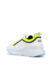 weiße und grüne Sportschuhe von MSGM