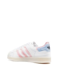 weiße und rosa Leder niedrige Sneakers von adidas