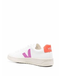 weiße und rosa Leder niedrige Sneakers von Veja