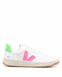 weiße und rosa Segeltuch niedrige Sneakers von Veja