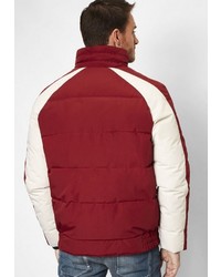 weiße und rote Daunenjacke von S4 JACKETS