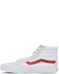 weiße und rote hohe Sneakers aus Segeltuch von Vans