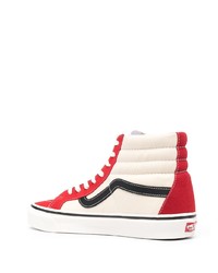 weiße und rote hohe Sneakers aus Segeltuch von Vans