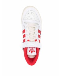 weiße und rote Leder niedrige Sneakers von adidas