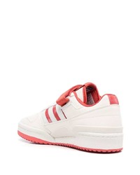 weiße und rote Leder niedrige Sneakers von adidas