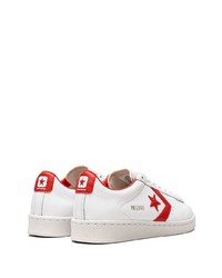 weiße und rote Leder niedrige Sneakers von Converse